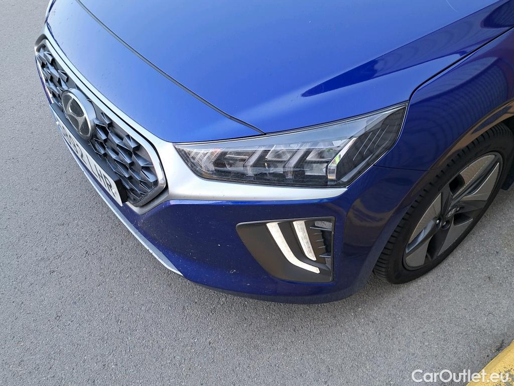  Hyundai   Ioniq HYUNDAI / 2019 / 5P / berlina con portón 1.6 GDI HEV Tecno DT #13