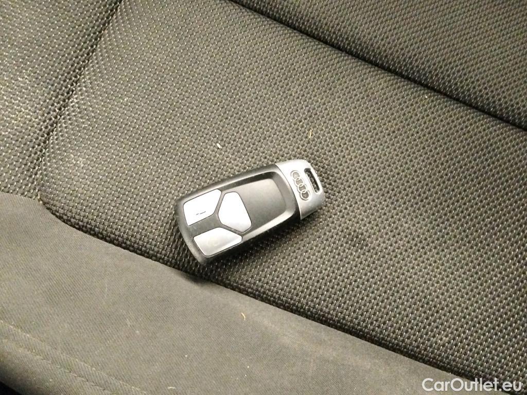  Audi  Q5  35 TDI design 2.0 TDI 165CV AT7 E6dT #2