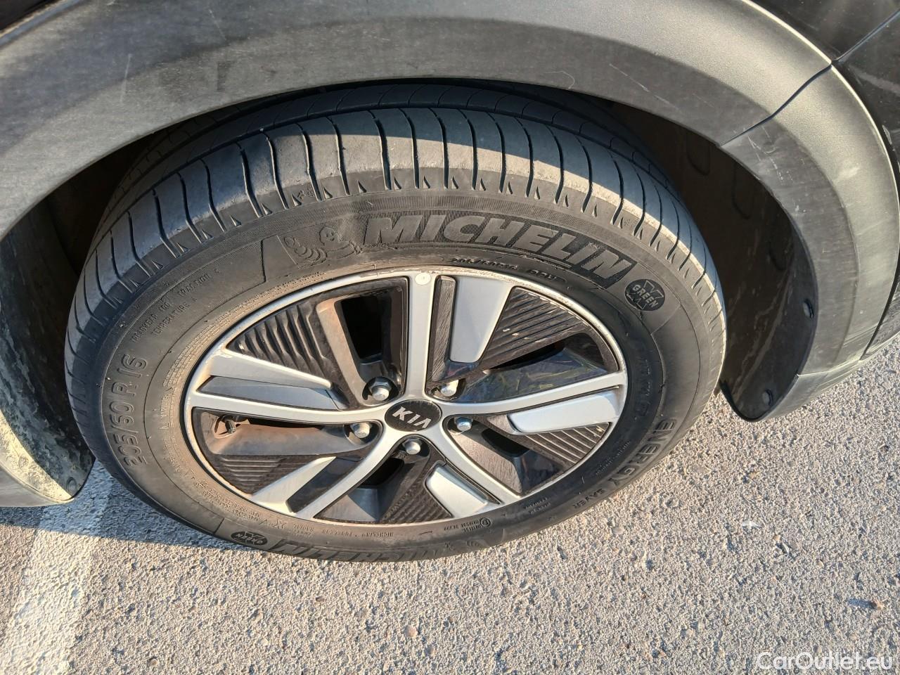  KIA  Niro  Drive 1.6 105CV AT6 E6dT #4