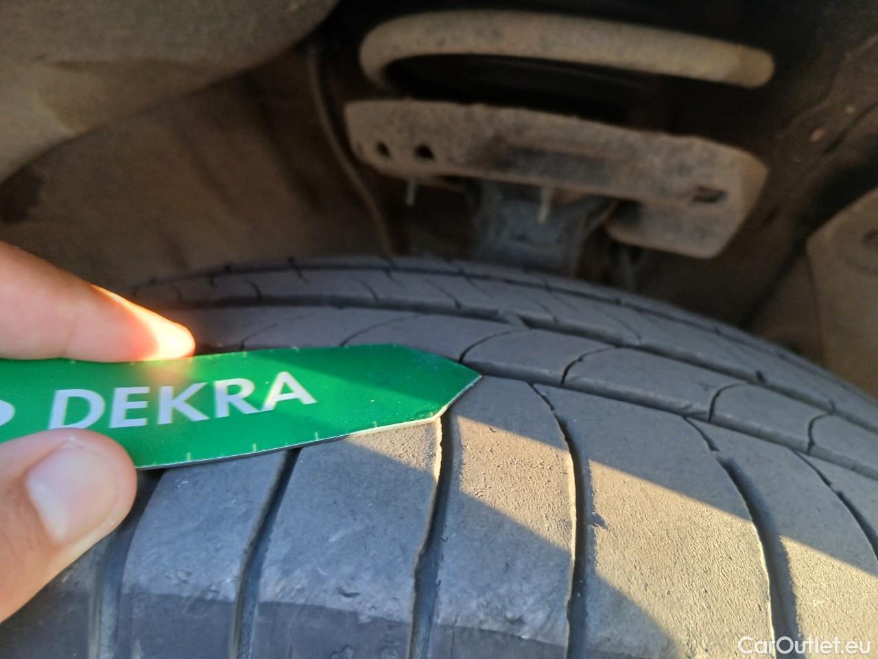  KIA  Niro  Drive 1.6 105CV AT6 E6dT #5