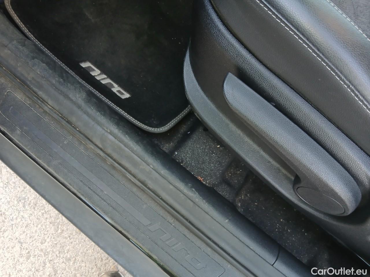  KIA  Niro  Drive 1.6 105CV AT6 E6dT #10