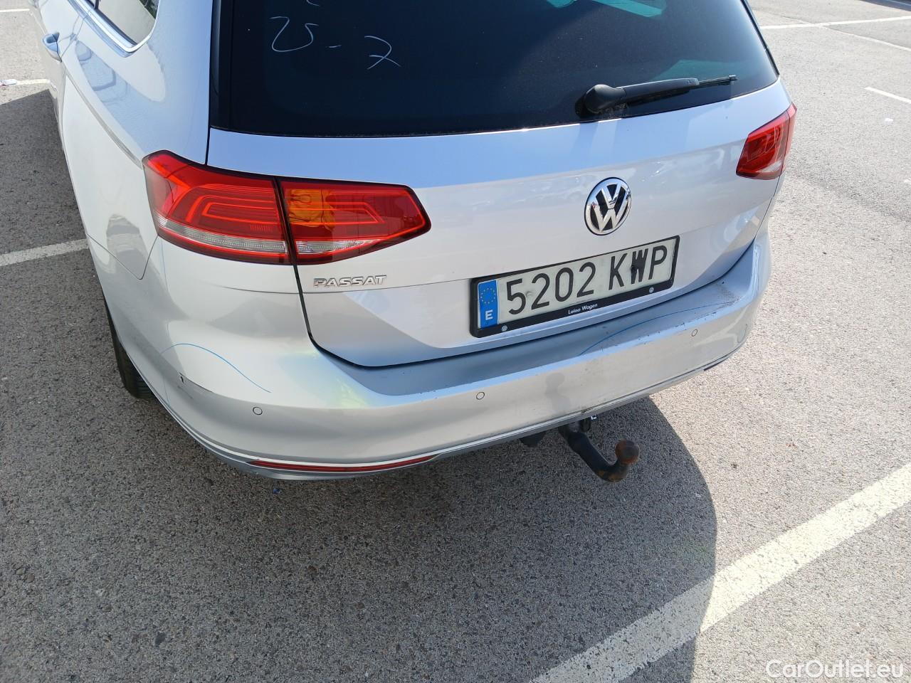  Volkswagen  Passat  Variant Advance BMT 2.0 TDI #35