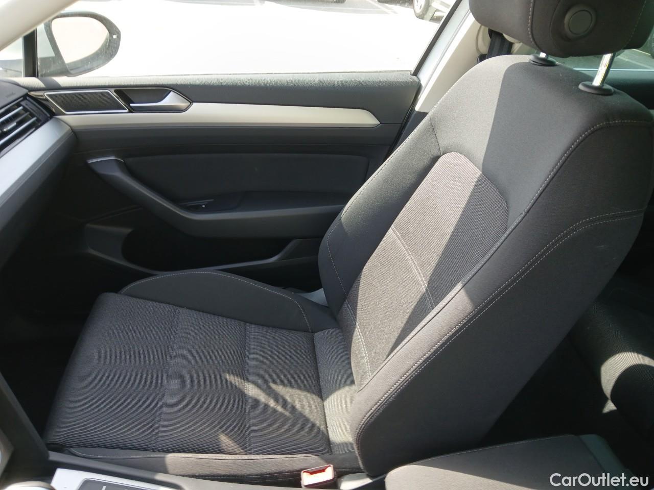  Volkswagen  Passat  Variant Advance BMT 2.0 TDI #7