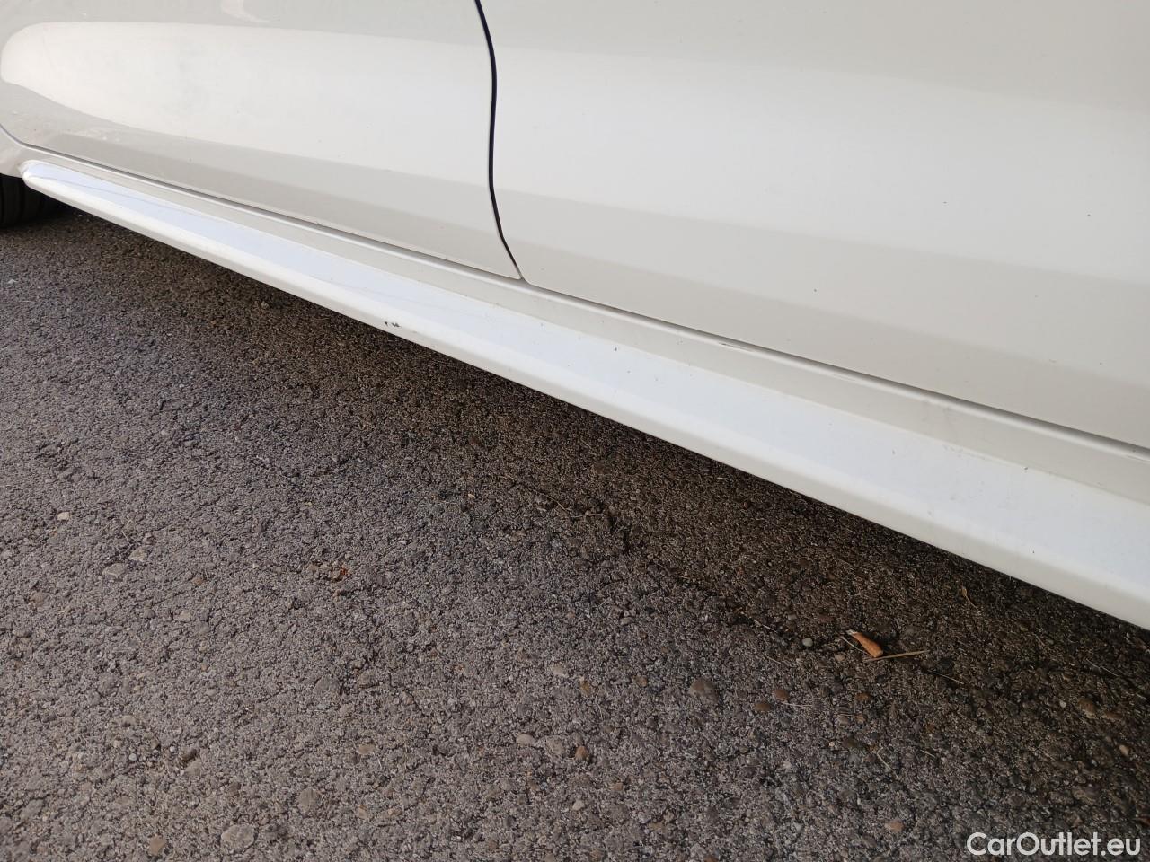  Toyota  Corolla TOYOTA  / 2019 / 5P / familiar 1.8 125H ACTIVE TECH E-CVT TOU SPORT #13