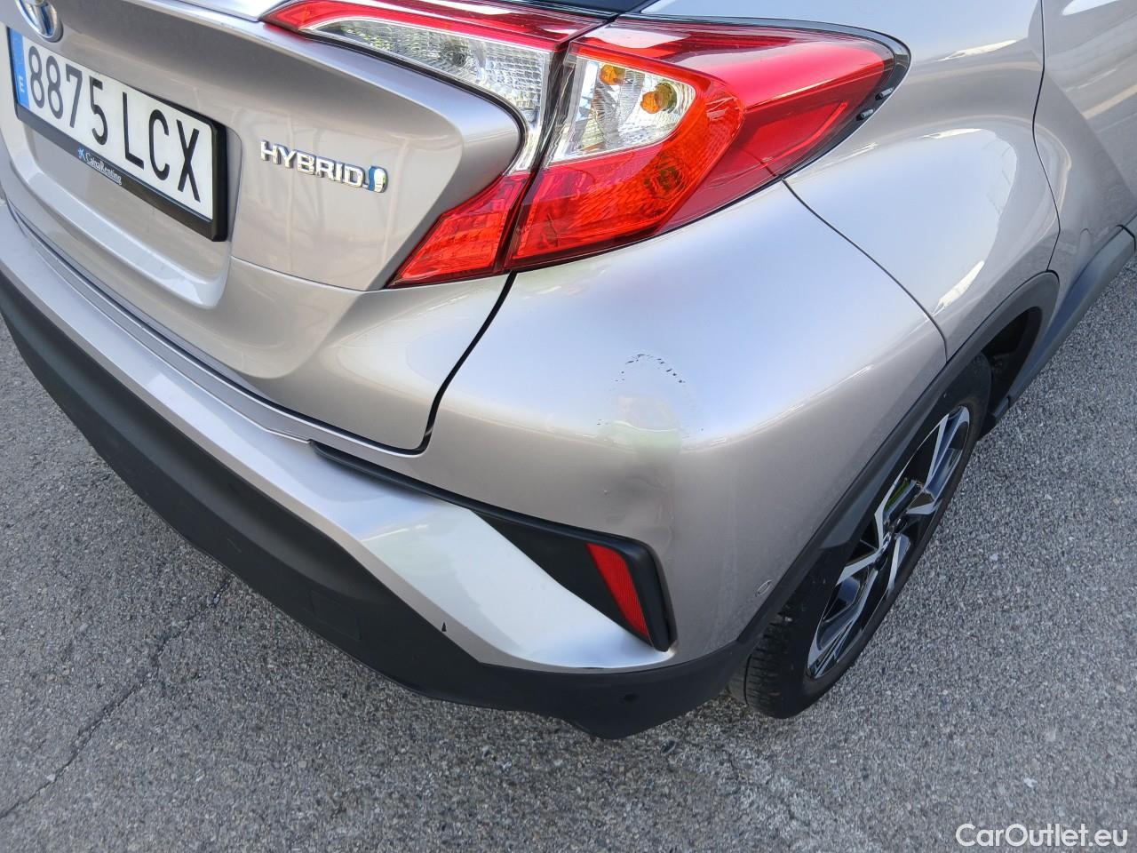  Toyota  C-HR TOYOTA  / 2016 / 5P / todoterreno 1.8 125H Advance (CX) #22