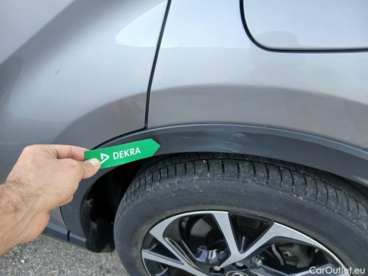  Toyota  C-HR TOYOTA  / 2016 / 5P / todoterreno 1.8 125H Advance (CX) #14