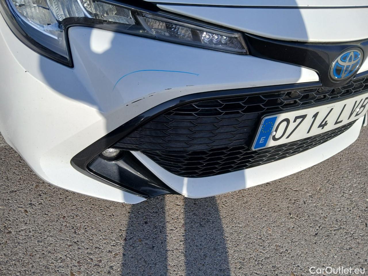  Toyota  Corolla TOYOTA  / 2019 / 5P / familiar 1.8 125H ACTIVE TECH E-CVT TOU SPORT #5