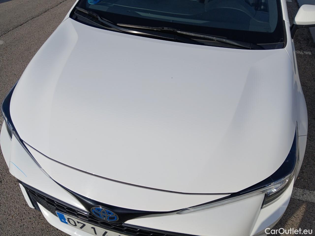  Toyota  Corolla TOYOTA  / 2019 / 5P / familiar 1.8 125H ACTIVE TECH E-CVT TOU SPORT #8