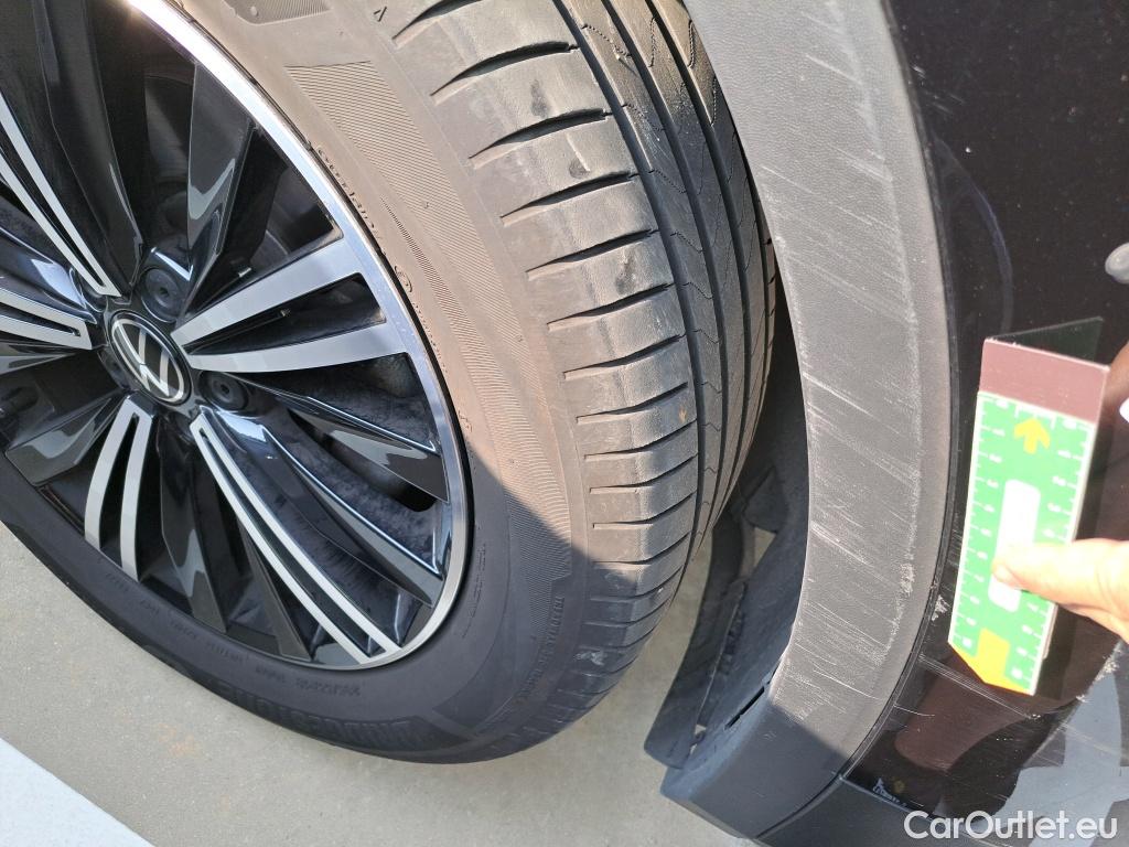  Volkswagen  Tiguan  Life 2.0 TDI 150CV AT7 E6d #38