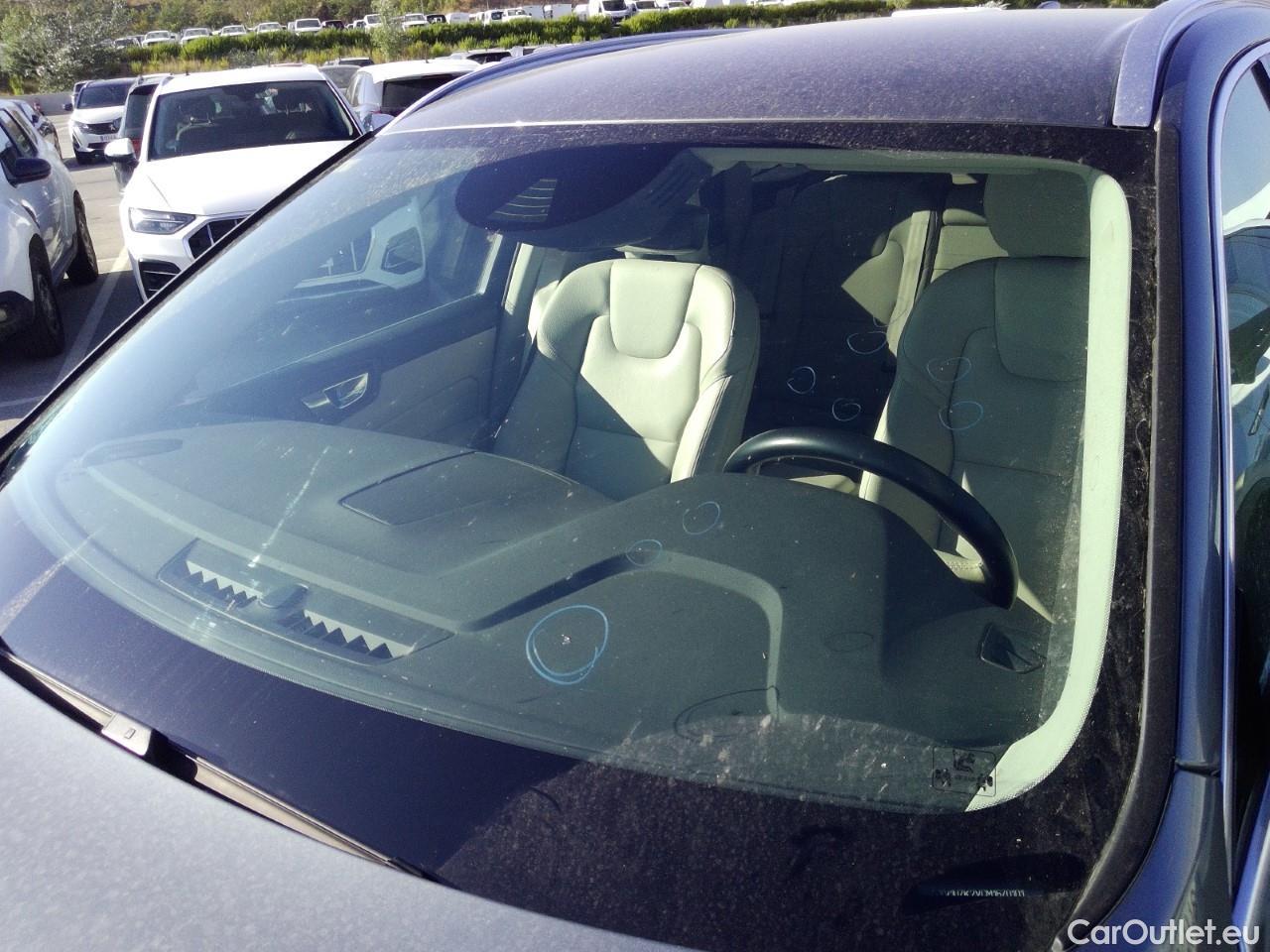  Volvo  XC60 VOLVO  / 2017 / 5P / todoterreno 2.0 B5 D AWD Momentum Pro Auto #8