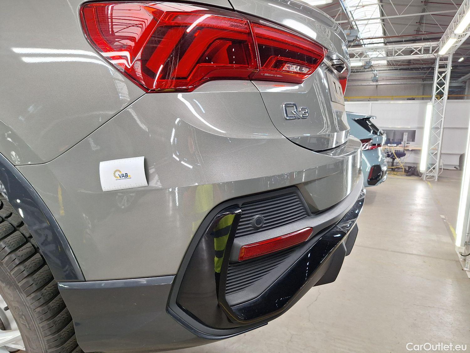  Audi  Q3 Audi,  SB '19, Audi  Sportback 35 TDI S tronic S Line Business  #17