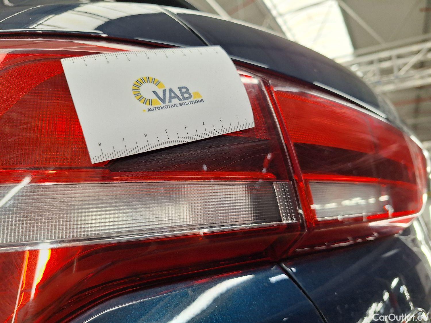  Audi  Q3 Audi,  '18, Audi  35 TFSI S tronic Advanced 5d #25