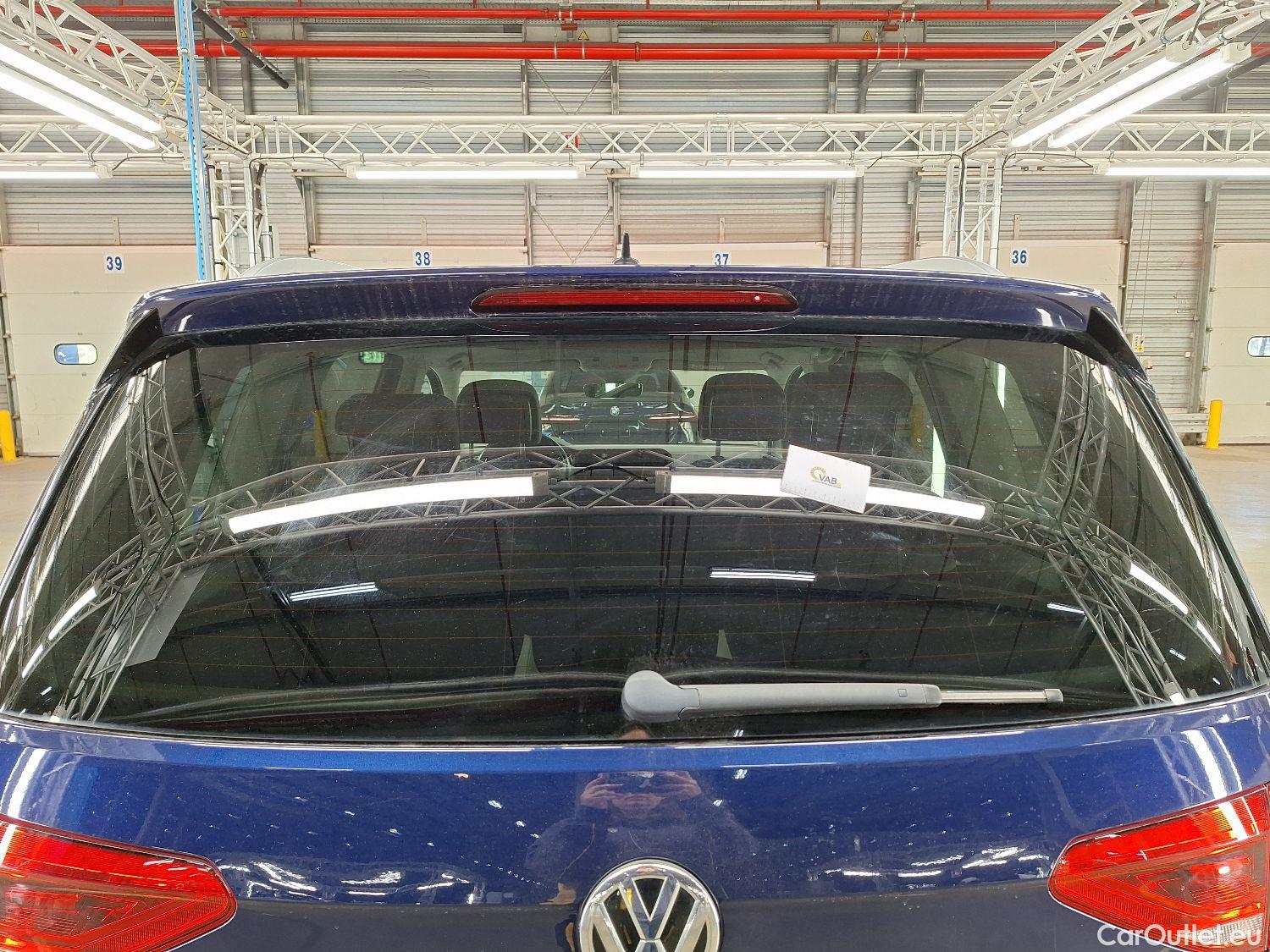 Volkswagen  Touran VW,  '15, Volkswagen  1.6 TDi Highline 5d #71