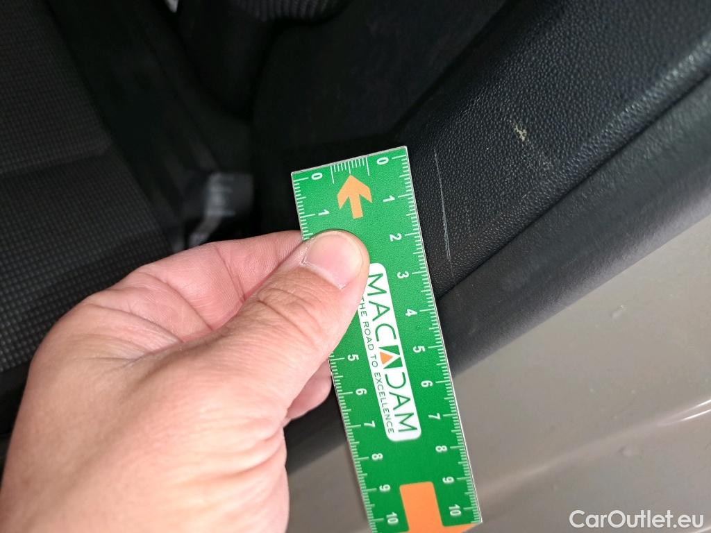 Citroen  C3  Max 1.2 PureTech 80CV BVM5 6E #1