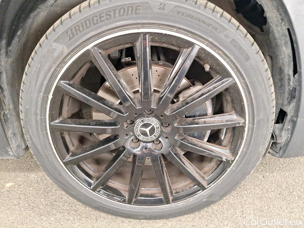  Mercedes  GLB MERCEDES-BENZ  / 2019 / 5P / SUV  220 d AMG Line 4Matic #2