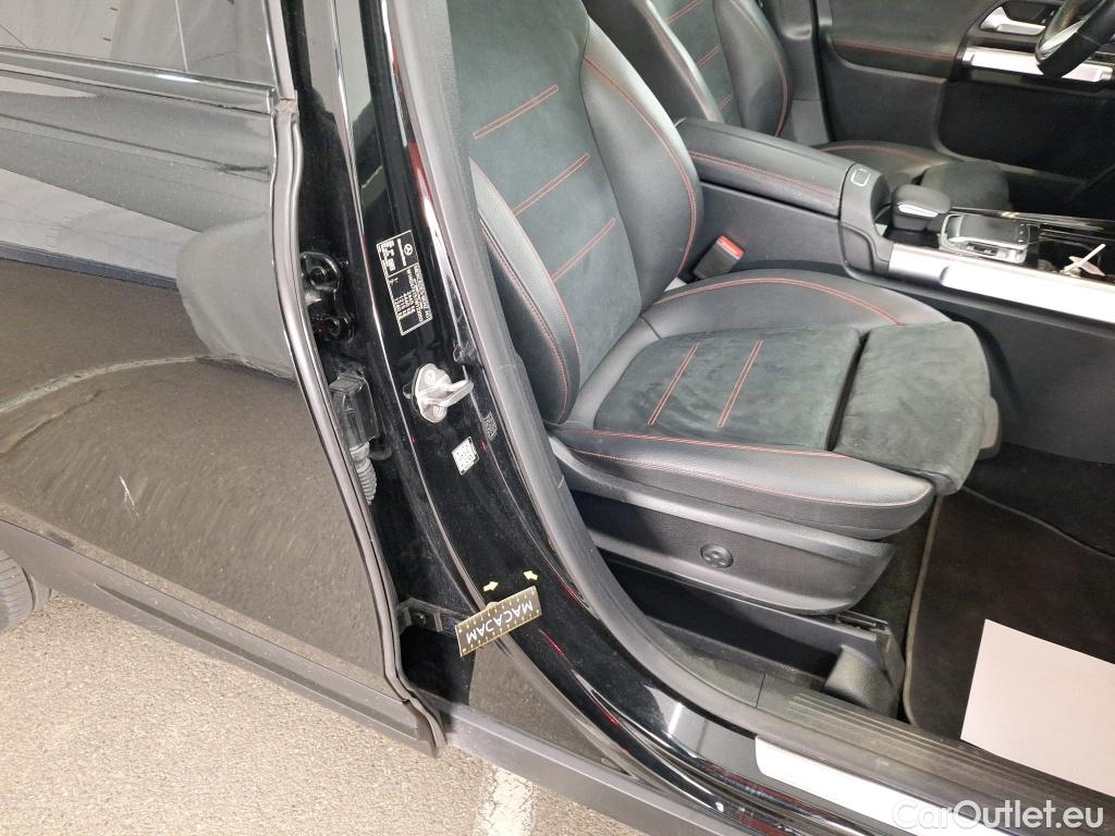  Mercedes  GLB MERCEDES-BENZ  / 2019 / 5P / SUV  220 d AMG Line 4Matic #47