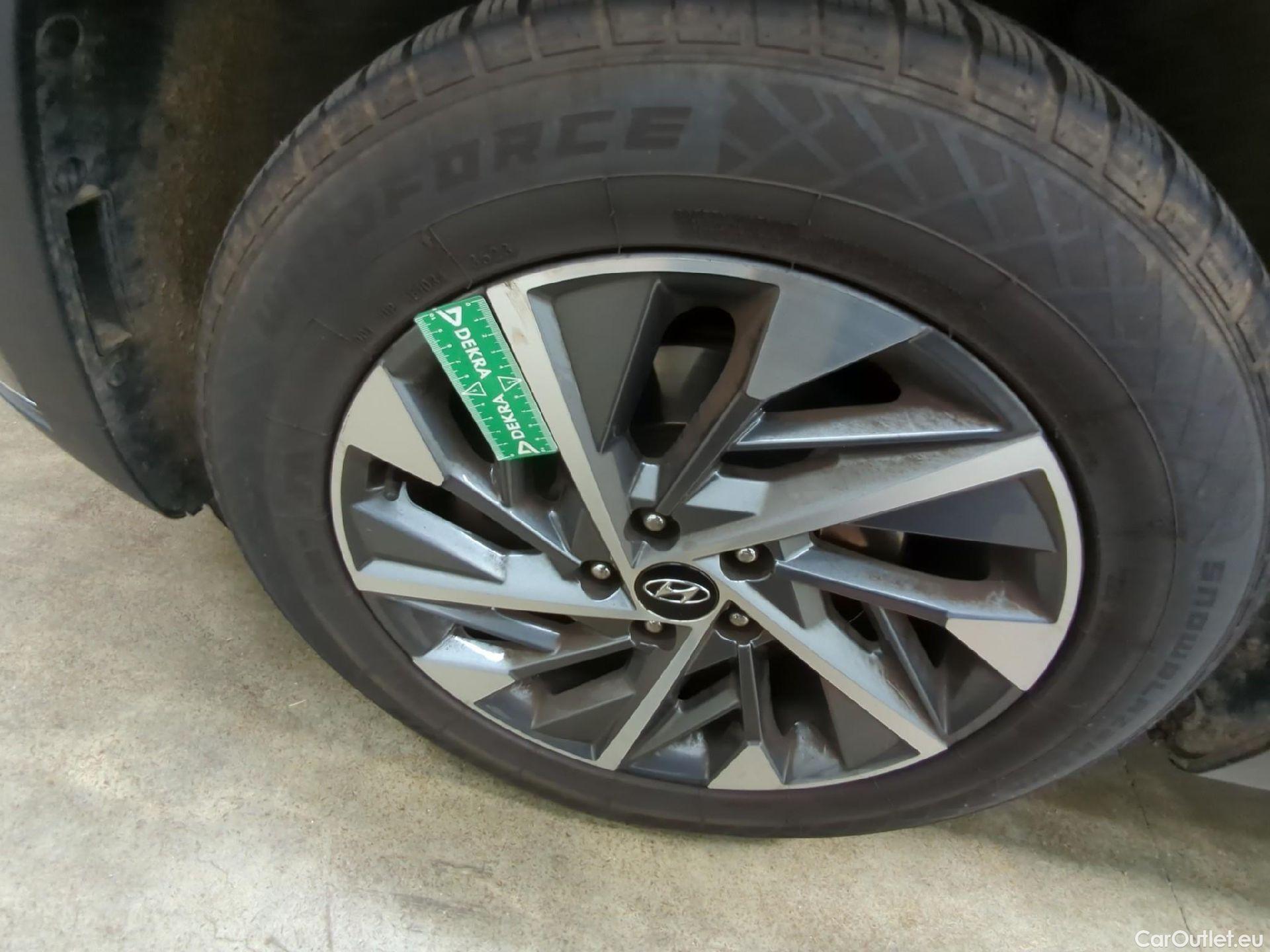  Hyundai  Tucson  Creative 2WD 1.6 CRDi 135CV BVA7 E6dT #16