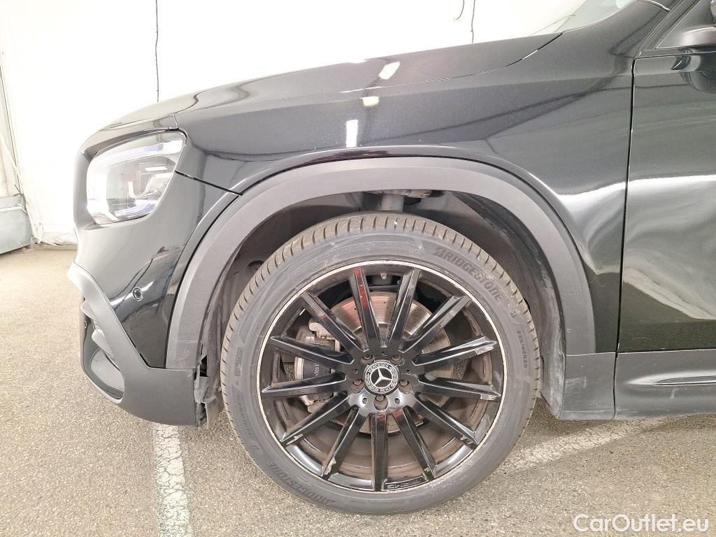  Mercedes  GLB MERCEDES-BENZ  / 2019 / 5P / SUV  220 d AMG Line 4Matic #25