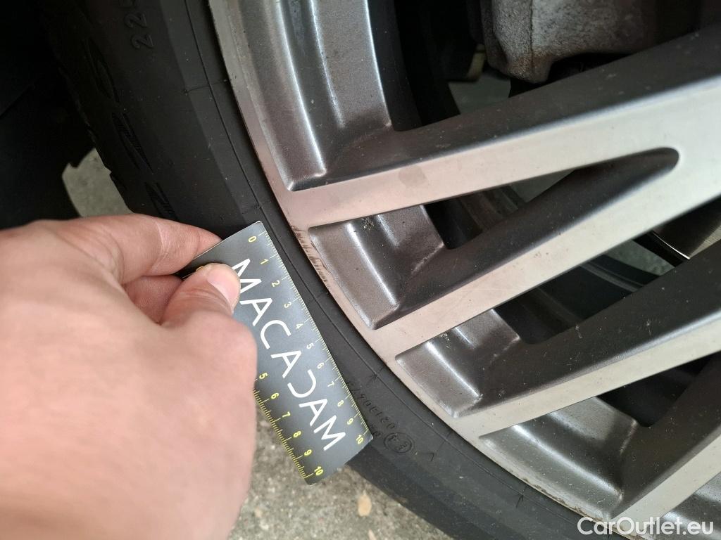  Mercedes  CLA-Klasse MERCEDES-BENZ CLA Coupe / 2019 / 4P / Coupé CLA 200 d Business Line BA8 #9