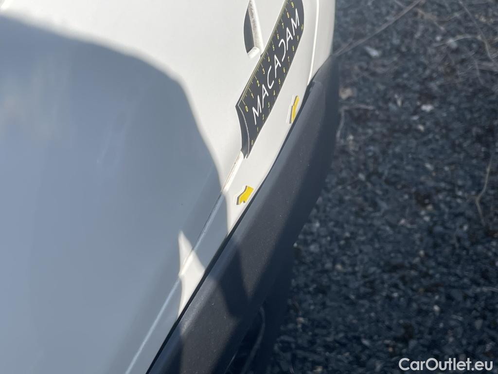  Citroen  C3  Société Feel 1.2 PureTech 80CV BVM5 E6d #1