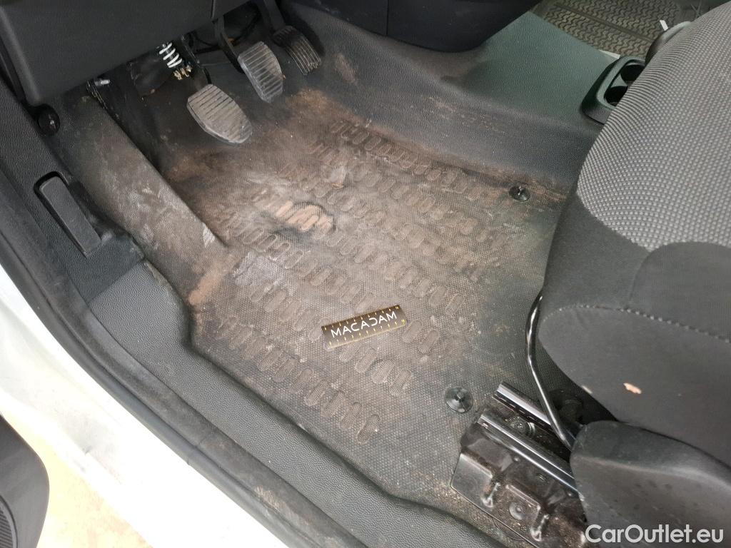  Peugeot  Partner  L1 Premium Pack 1.6 HDi 100CV BVM5 E6 #24