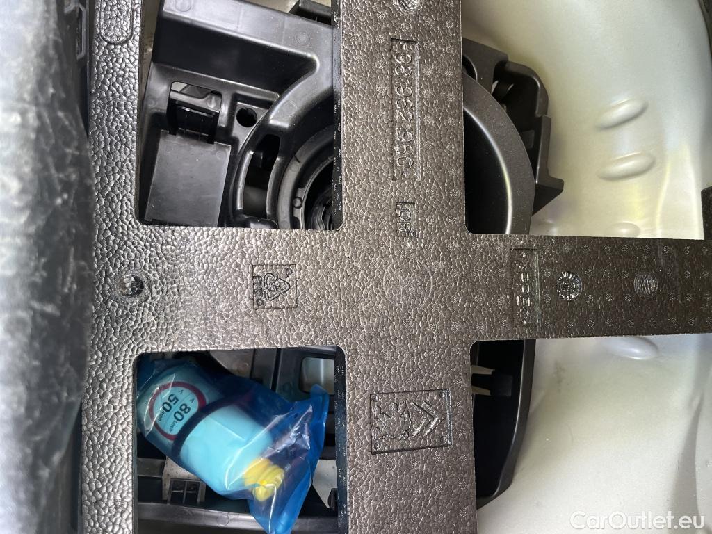 Citroen  C3  Société Feel 1.2 PureTech 80CV BVM5 E6d #30