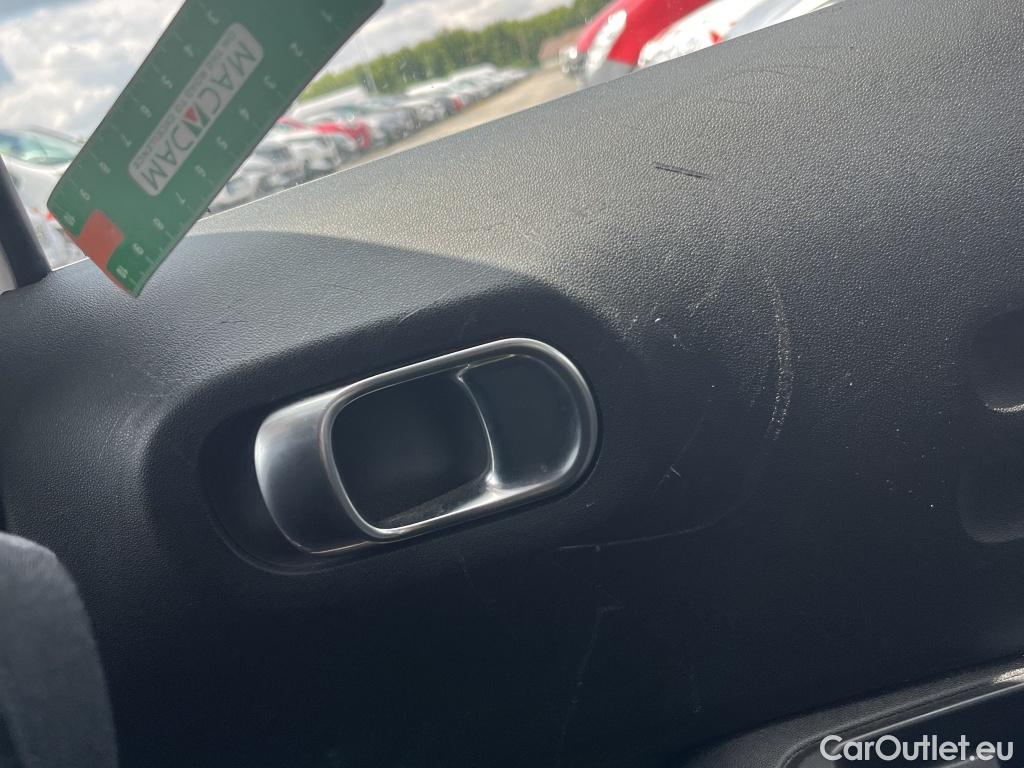  Citroen  C3  Société Feel 1.2 PureTech 80CV BVM5 E6d #20