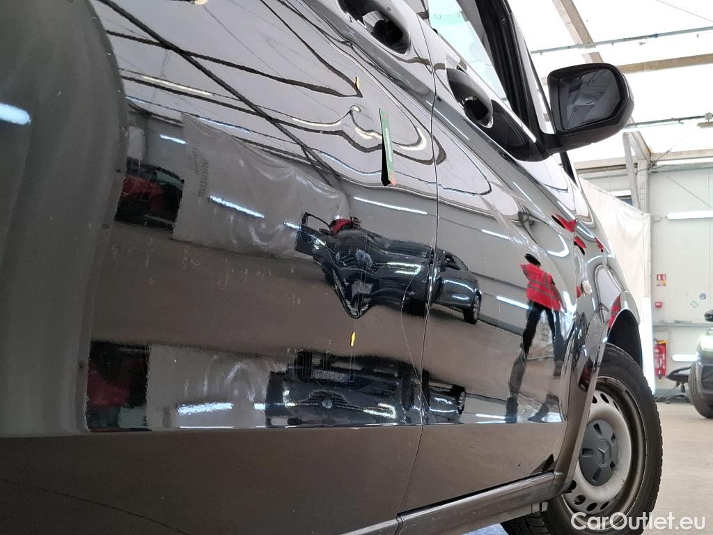  Mercedes  Vito MERCEDES-BENZ  Long / 2020 / 4P / Fourgon tôlé 114 CDI Long Pro traction #16