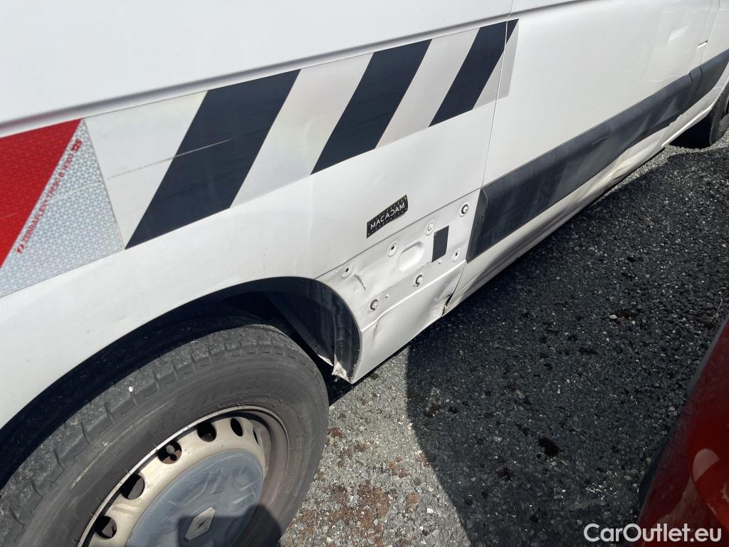  Renault  Master  Fourgon L2H2 3 3 Grand Confort dCi 135CV BVM6 E6dT #13