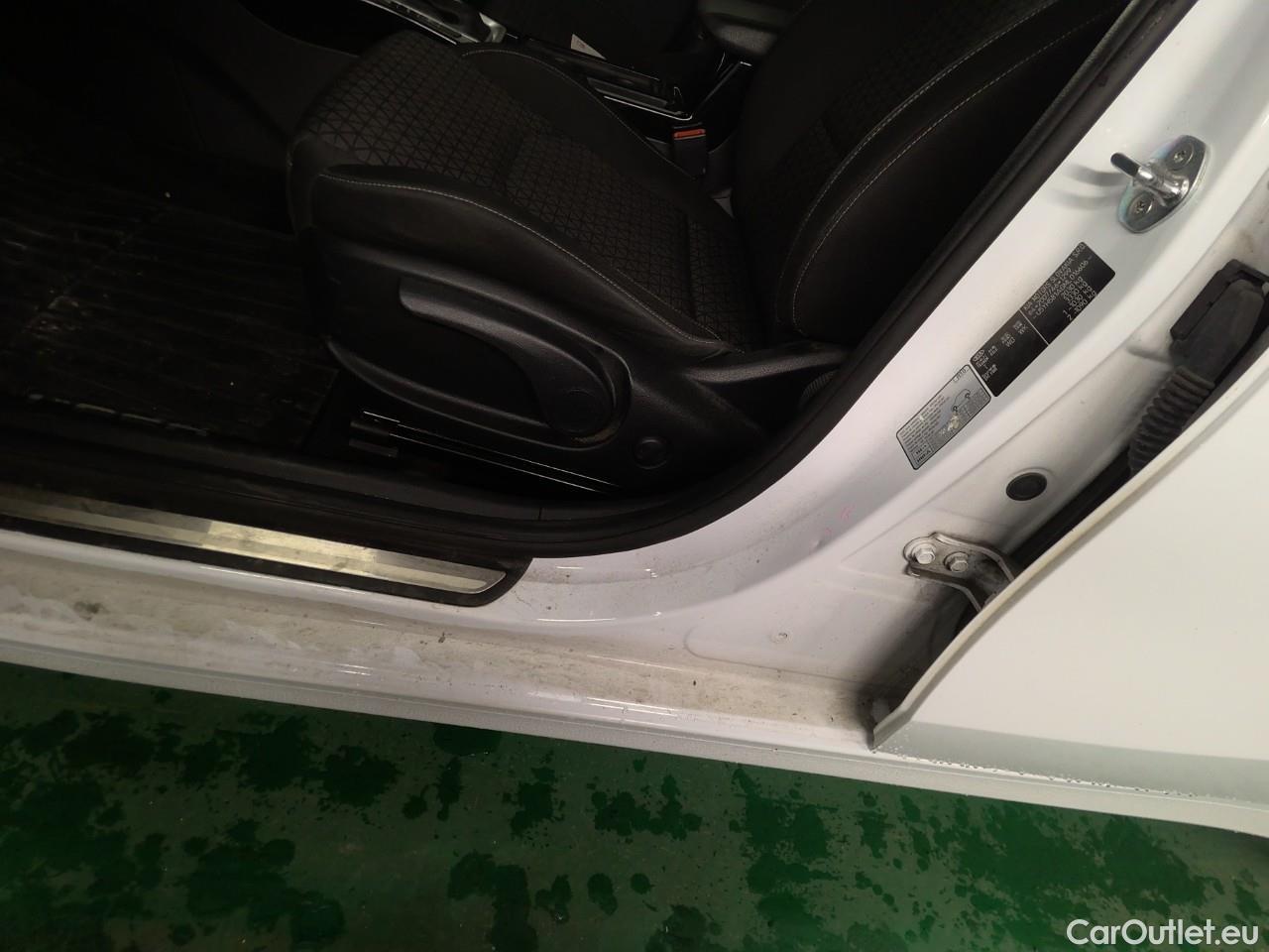  KIA  Cee'd ceed SW 1.6PHEV Advance 5d #7