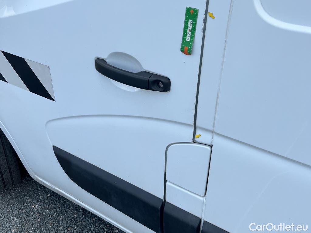  Renault  Master  Fourgon L2H2 3 3 Grand Confort dCi 135CV BVM6 E6dT #43