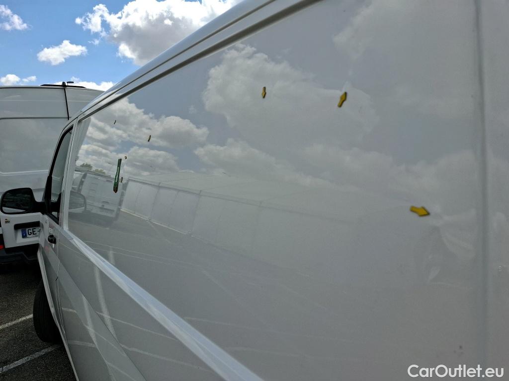 Volkswagen  Transporter VOLKSWAGEN  / 2019 / 4P / Fourgon tôlé 2.0 TDi 110 L1H1 Business #2