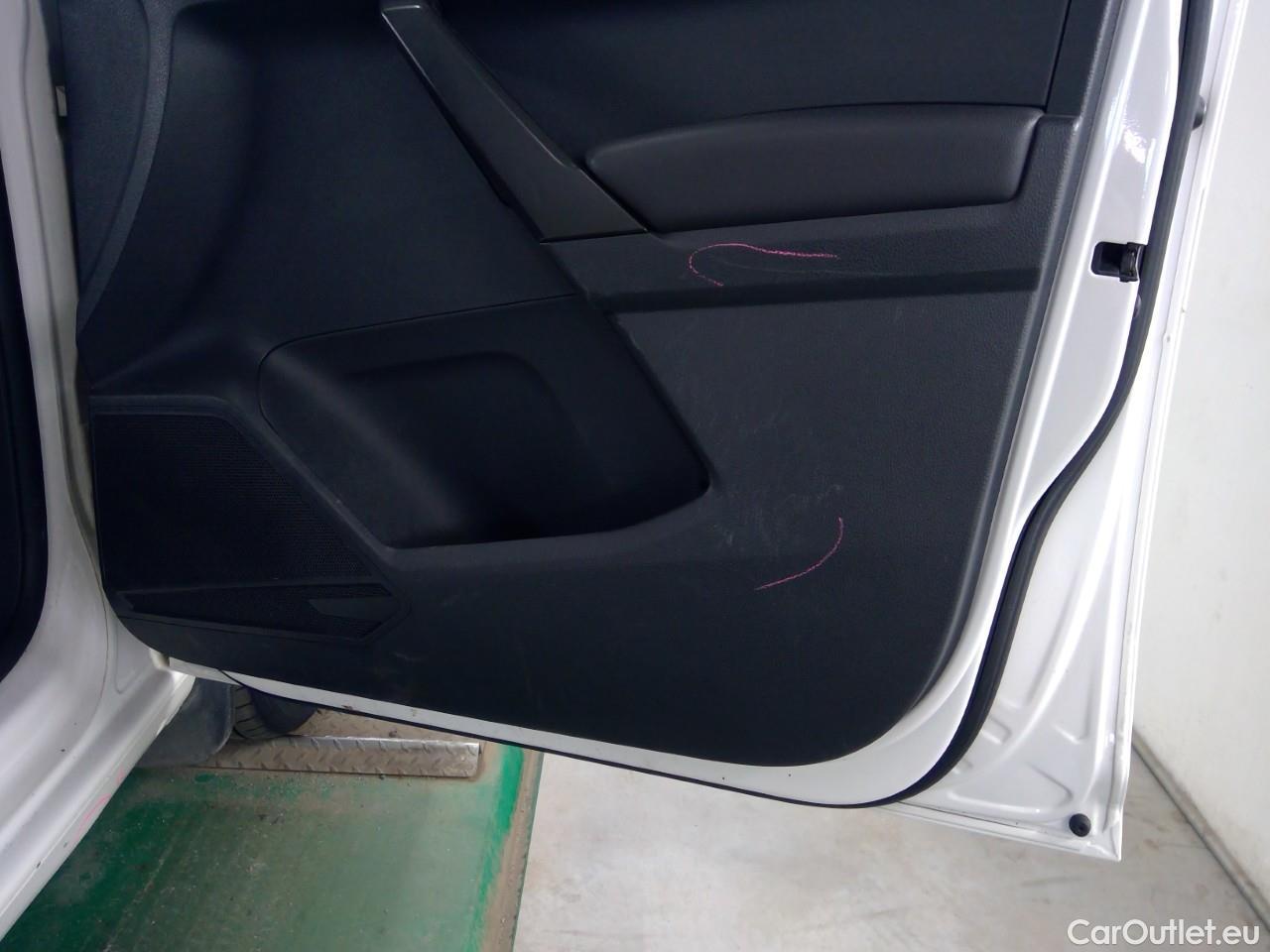  Volkswagen  Caddy  TDI 110 Maxi Aut. #30