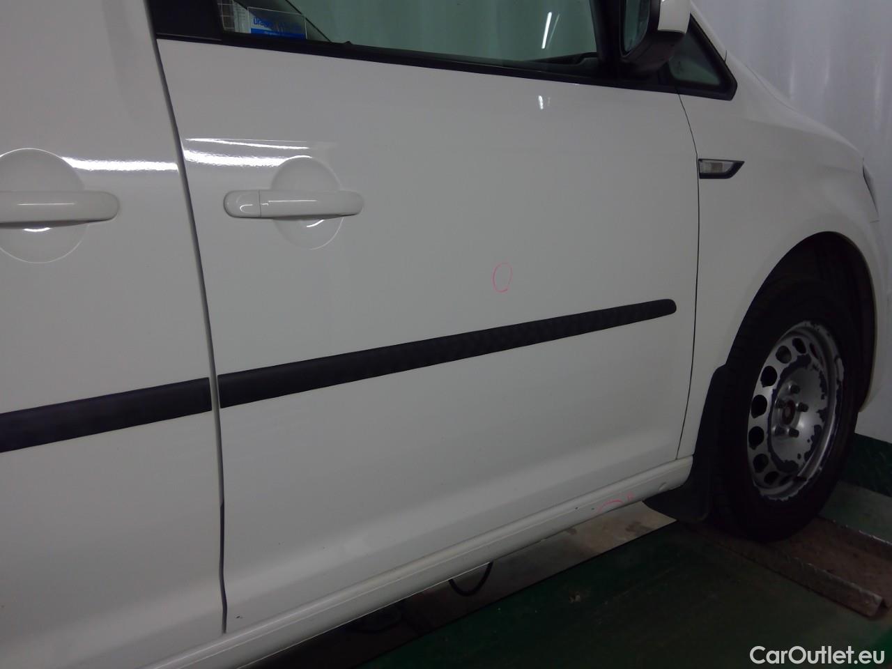  Volkswagen  Caddy  TDI 110 Maxi Aut. #33