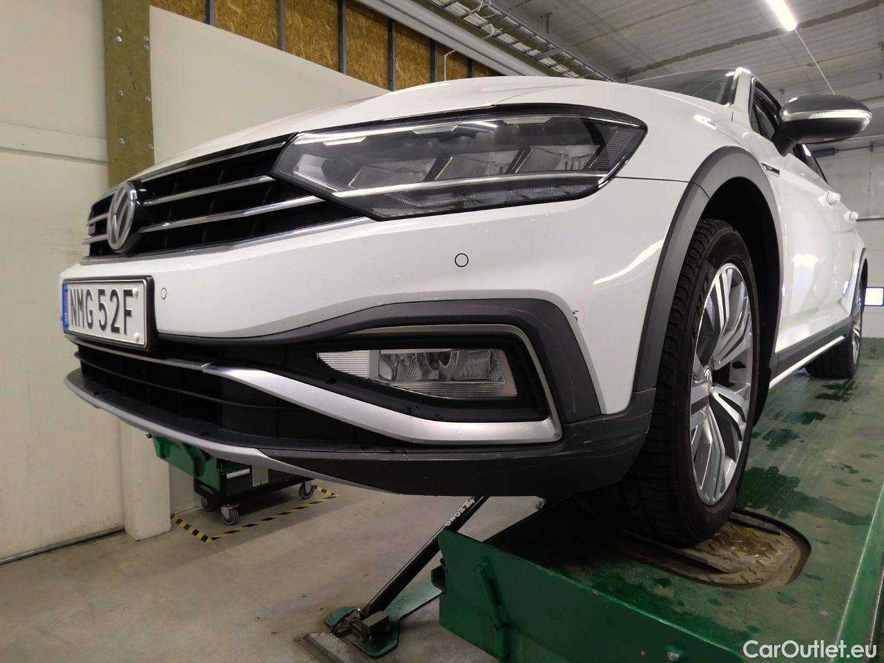  Volkswagen  Passat  All.TDI 190 4M Ex.E.Aut #4