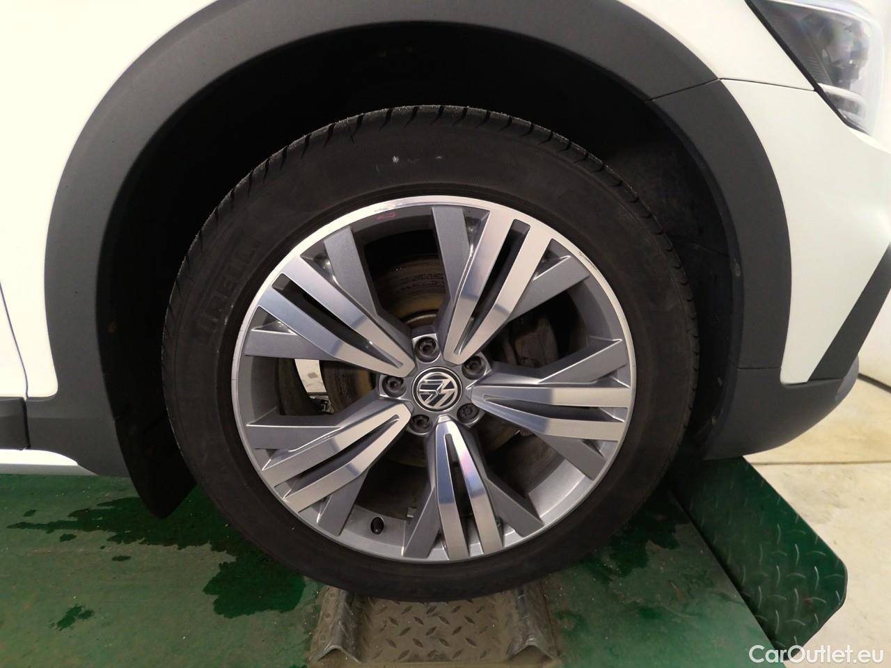  Volkswagen  Passat  All.TDI 190 4M Ex.E.Aut #14