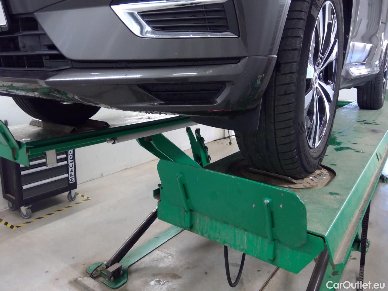  Volvo  XC60  T6 340 Ins. Expr. 4WD Aut #4