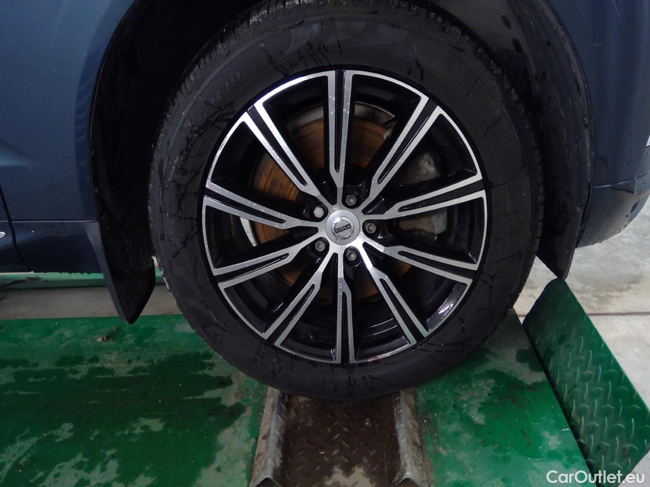  Volvo  XC60  T8 4WD Inscription Aut. #40