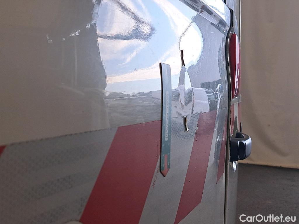 Renault  Master RENAULT  VU 4p Fourgon CA GCf TracF3500 L2H2 Energy dCi135 #25