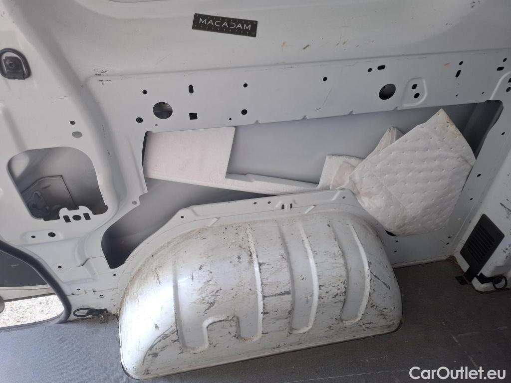  Renault  Trafic  Furgon Grand Confort L1H1 1000 1.6 dCi 125CV BVM6 E6 #11