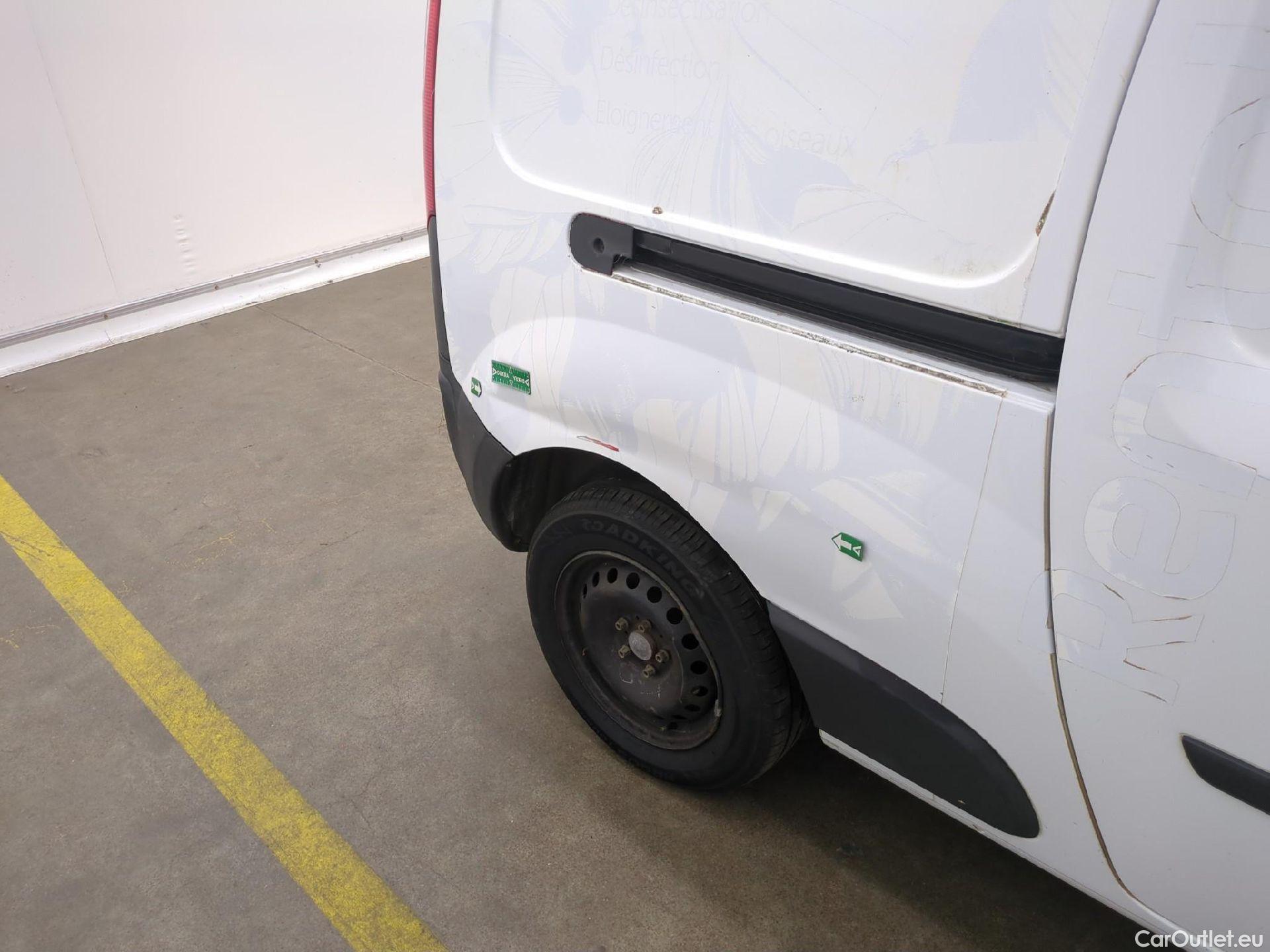  Renault  Kangoo  Express Maxi Extra (Série Spéciale) 1.5 dCi 90CV BVM5 E6 #25