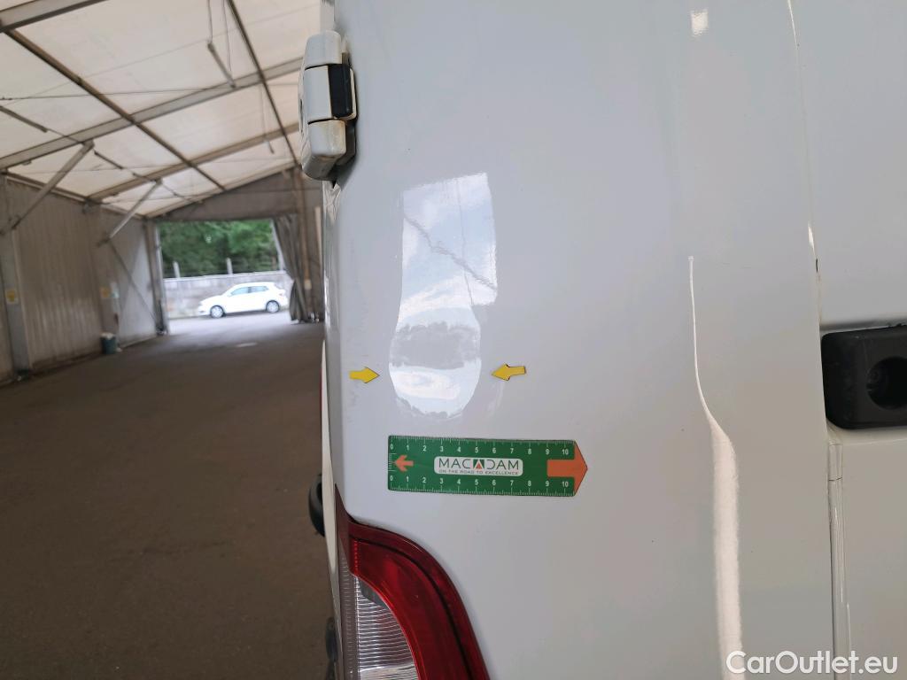  Renault  Master RENAULT  VU 4p Fourgon CA GCf TracF3500 L2H2 Energy dCi135 #76