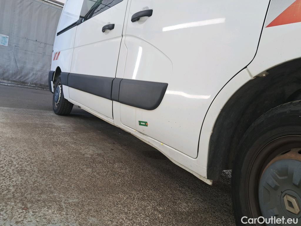  Renault  Master RENAULT  VU 4p Fourgon CA GCf TracF3500 L2H2 Energy dCi135 #54