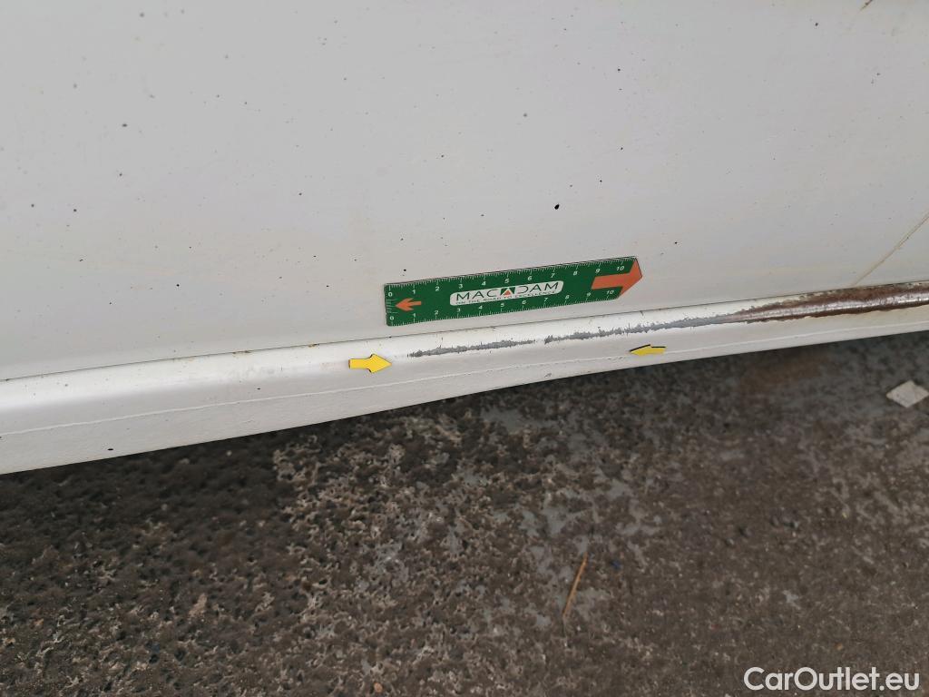  Renault  Master RENAULT  VU 4p Fourgon CA GCf TracF3500 L2H2 Energy dCi135 #45