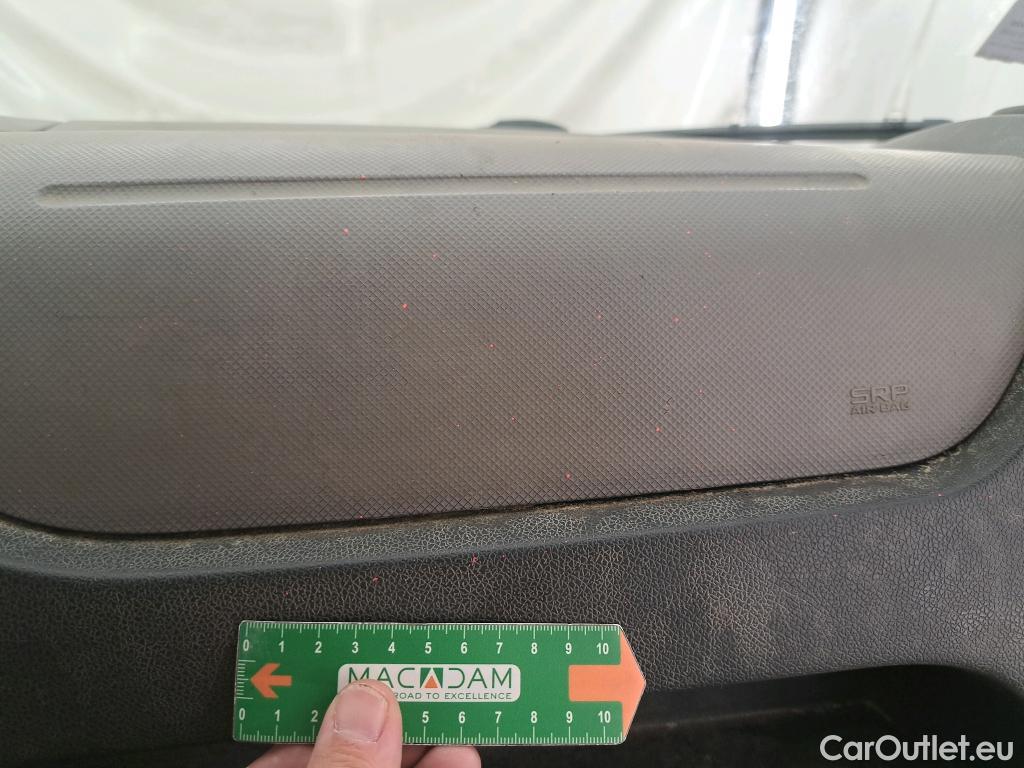  Renault  Master RENAULT  VU 4p Fourgon CA GCf TracF3500 L2H2 Energy dCi135 #43