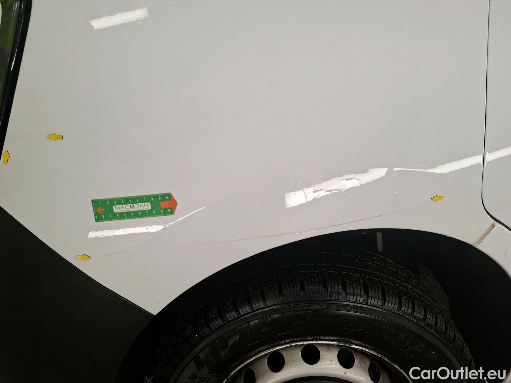  Renault  Master  Fourgon L2H2 3 5 Grand Confort dCi 135CV BVM6 E6dT #29