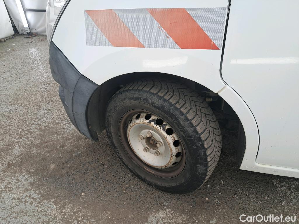 Renault  Master RENAULT  VU 4p Fourgon CA GCf TracF3500 L2H2 Energy dCi135 #82