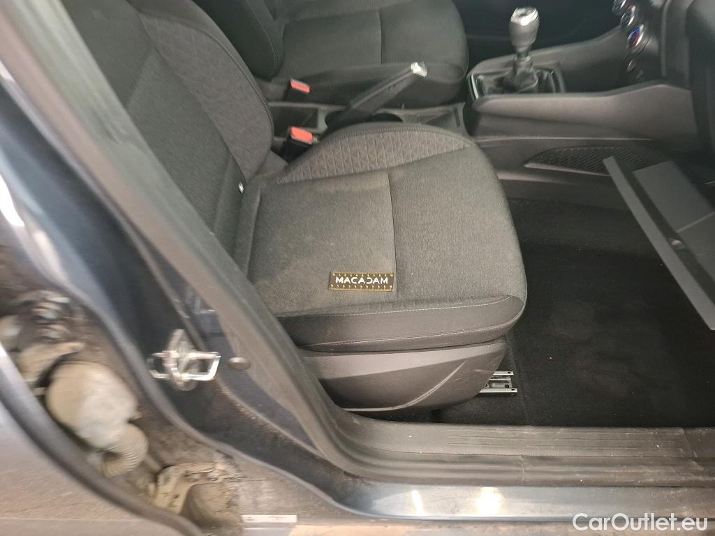  Renault  Clio  V Business 1.5 dCi 100CV BVM6 E6d #14