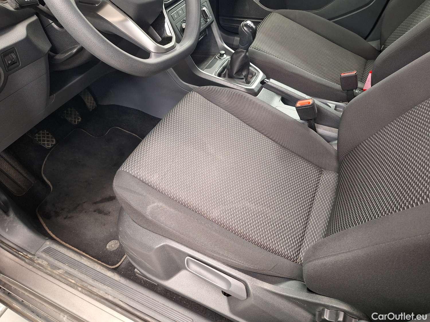  Volkswagen  T-CROSS VW,  '18, Volkswagen  1.0 TSI 70kW 5d #5