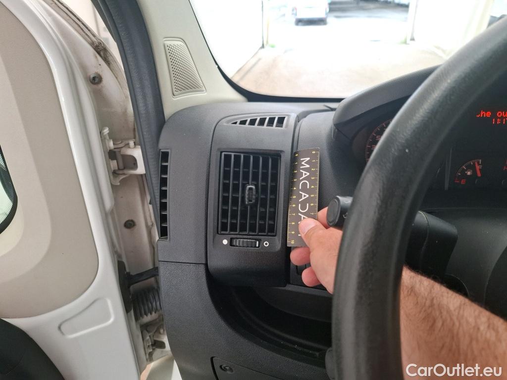  Citroen  Jumper CITROEN  / 2014 / 4P / Fourgon tôlé 33 L2H2 BlueHDi 120 S&S BVM6 Club #38